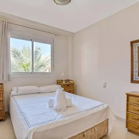 Golden Port In The Heart Apartment *